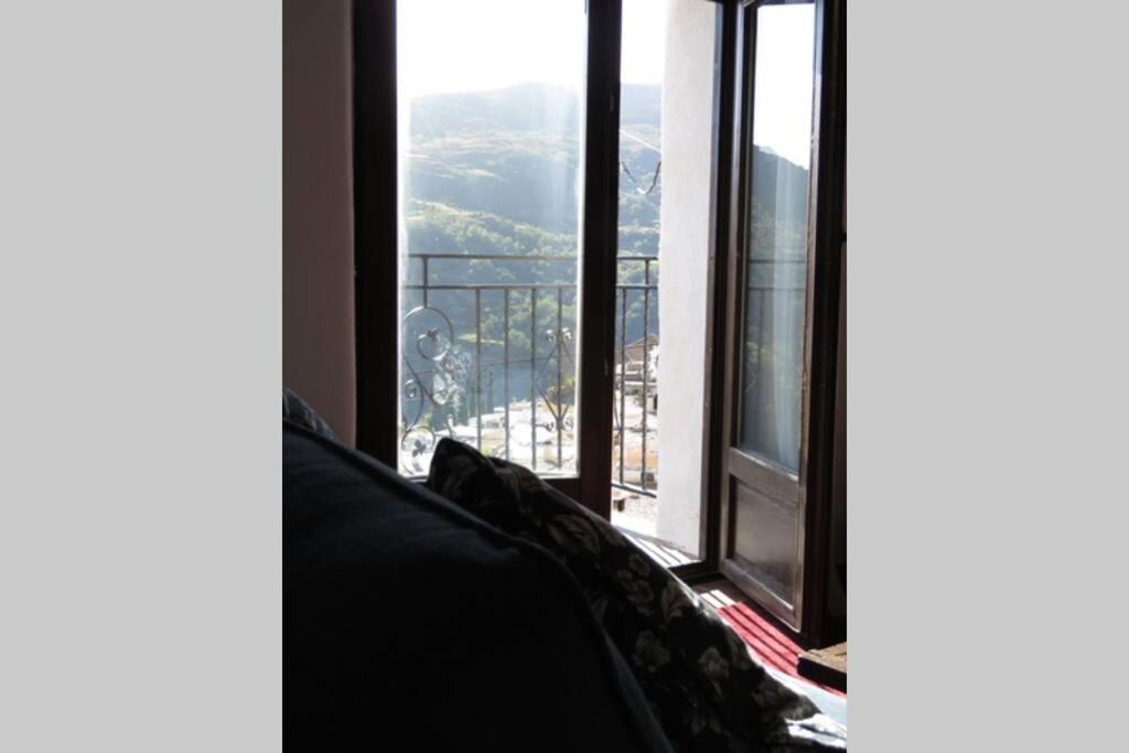 Casa La Solea. Vistas Al Pueblo Y La Sierra Villa บูบิยอน ภายนอก รูปภาพ